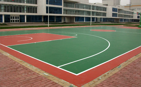 澳门尼威斯人网站8311pu篮球场地面优点有哪些，打篮球现在知道还不晚